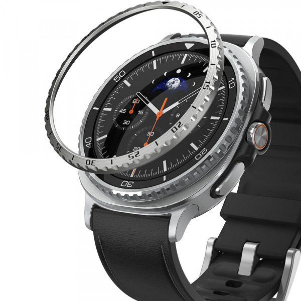 Rama Protectie Ringke Inner Styling pentru Samsung Galaxy Watch8 Classic, Argintie
